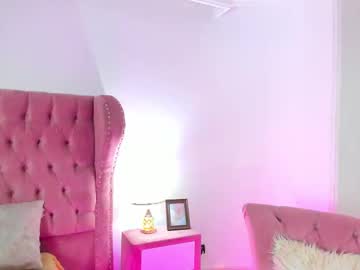 Shainabonne Chaturbate stream image from May 22, 2025