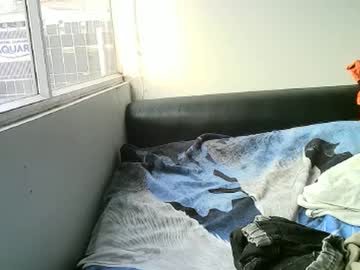 Armandoo_25 Chaturbate stream image from May 22, 2025