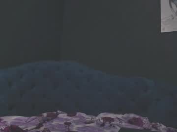 Elliemirage Chaturbate stream image from May 22, 2025
