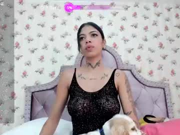 Zoe_Kravitx Chaturbate stream image from May 22, 2025