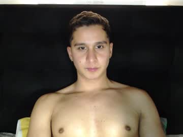 Steve_Isa Chaturbate stream image from May 22, 2025