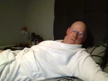 Kevlooking4sez Chaturbate stream image from May 22, 2025