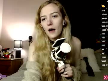 Xelliee_Rosex Chaturbate stream image from May 22, 2025