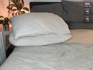 Bambiandfriends Chaturbate stream image from May 23, 2025