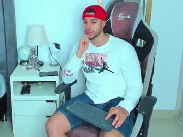 Ken_Mailik Chaturbate stream image from May 23, 2025