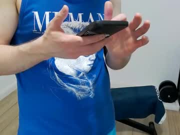 Onesexyguy4u Chaturbate stream image from May 23, 2025