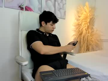 Josh_Falcon Chaturbate stream image from May 23, 2025