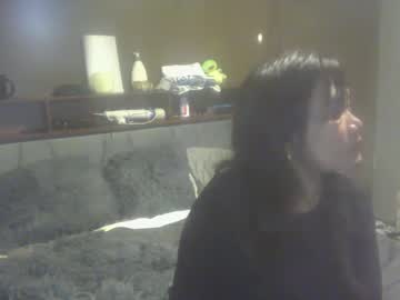 Squirtlechere Chaturbate stream image from May 23, 2025
