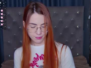 Emilykents Chaturbate stream image from May 23, 2025