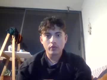 Wine221 Chaturbate stream image from May 23, 2025