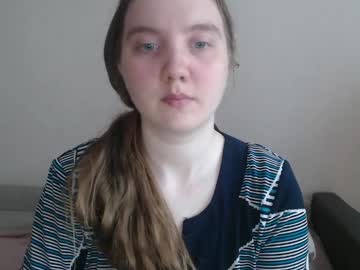 Aquanarmin Chaturbate stream image from May 23, 2025