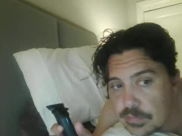 Hottrannyboi Chaturbate stream image from May 23, 2025