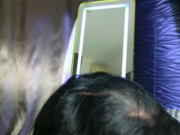 Monique_A Chaturbate stream image from May 23, 2025