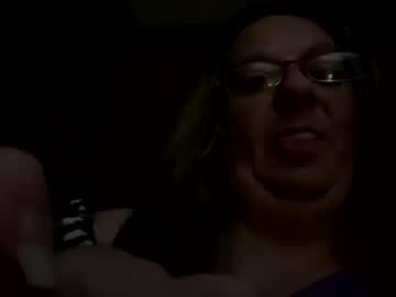Desireurlove Chaturbate stream image from May 23, 2025