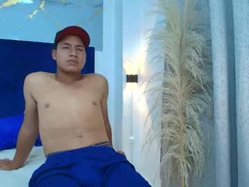 Juanes_Yf Chaturbate stream image from May 23, 2025