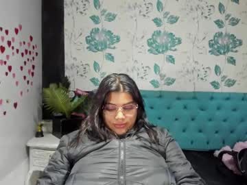 Lindabreexlove Chaturbate stream image from May 23, 2025