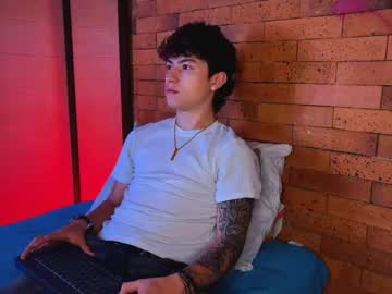 Ares_Dickson1 Chaturbate stream image from May 23, 2025