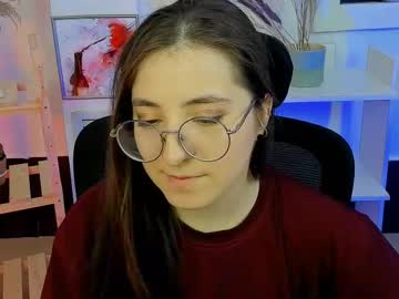 Virtualvoyant Chaturbate stream image from May 23, 2025