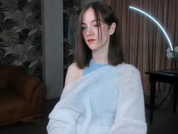 Fruity_Oops Chaturbate stream image from May 23, 2025