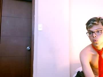 Georgie228 Chaturbate stream image from May 23, 2025