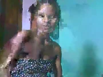 Amandaaa25 stream image from May 23, 2025