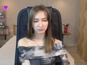 Mimicrash Chaturbate stream image from May 23, 2025