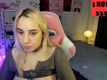 Moranakit Chaturbate stream image from May 23, 2025