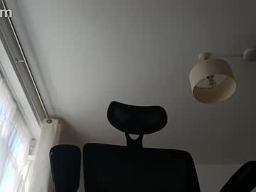 Peter141077 Chaturbate stream image from May 23, 2025