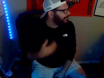 Taintnuzzler_13 Chaturbate stream image from May 23, 2025