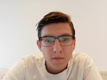 Londonboy405 Chaturbate stream image from May 23, 2025