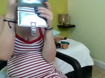 Leiasun Chaturbate stream image from May 23, 2025