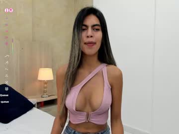 Skinny_Noa Chaturbate stream image from May 23, 2025