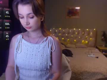 Yesofie Chaturbate stream image from May 23, 2025
