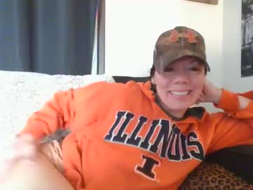 Sidneyraee Chaturbate stream image from May 23, 2025