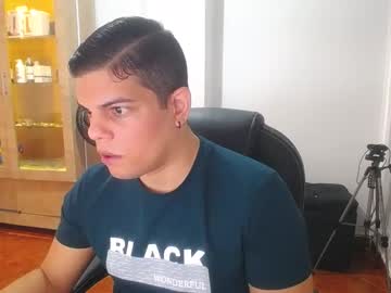 Anndyhardy11 Chaturbate stream image from May 23, 2025