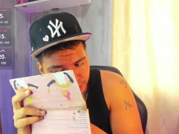 Enrique_Villa23 Chaturbate stream image from May 23, 2025