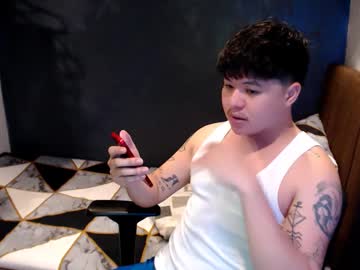 Kenhotline911 Chaturbate stream image from May 23, 2025