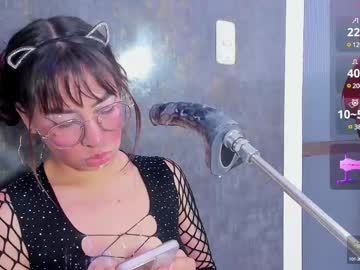Violett_Collins_ Chaturbate stream image from May 23, 2025