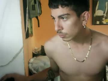 Yourgodzeus Chaturbate stream image from May 23, 2025