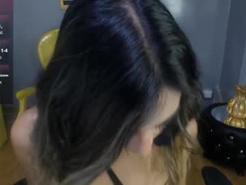 Agatha_Brooks_T Chaturbate stream image from May 23, 2025