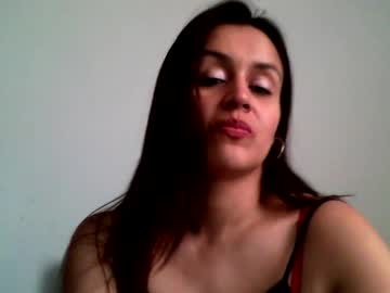 Camila_Robertz Chaturbate stream image from May 23, 2025