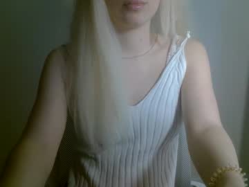 Ditamilton Chaturbate stream image from May 23, 2025