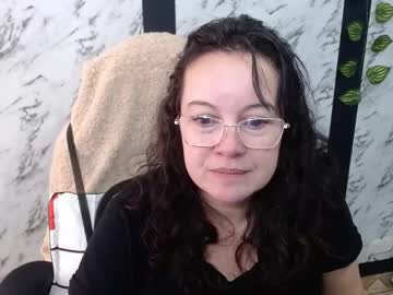 Mature_Wolf Chaturbate stream image from May 23, 2025
