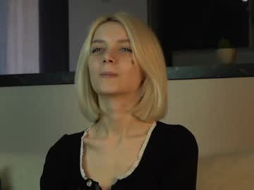 Cassie130505 Chaturbate stream image from May 23, 2025