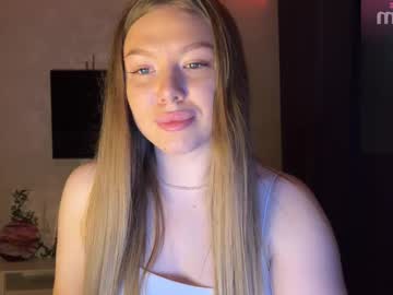 Zlata_Lune Chaturbate stream image from May 23, 2025