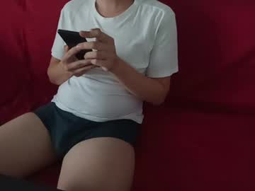 Adampark17 Chaturbate stream image from May 23, 2025