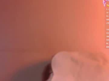 Little___Angell Chaturbate stream image from May 23, 2025