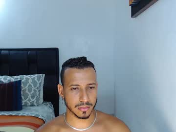 Thommerxxx Chaturbate stream image from May 23, 2025