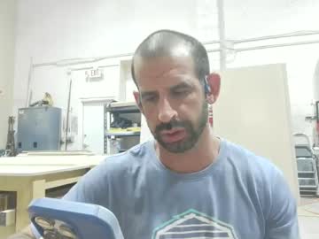 Wheelsbarron Chaturbate stream image from May 23, 2025