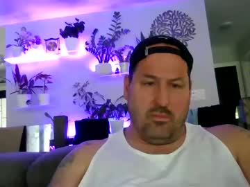 Bigteddybear112 Chaturbate stream image from May 23, 2025